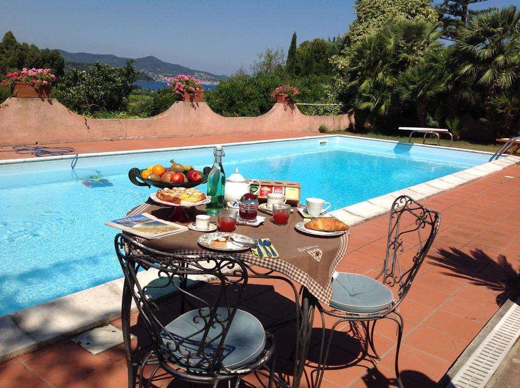 Casa Le Agavi Hotel Portoferraio Exterior photo